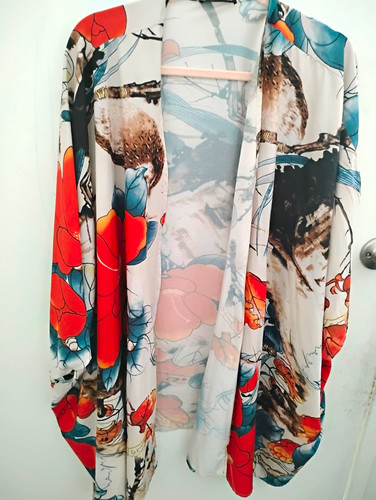 Vtg 100 silk kimono - 100%,